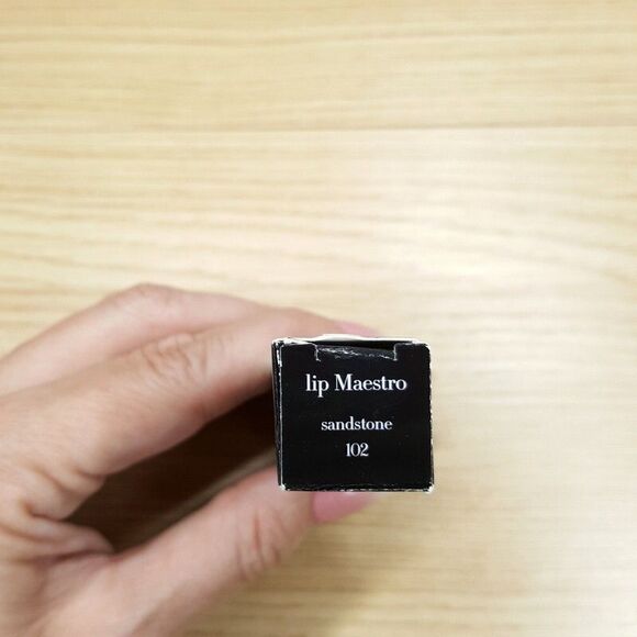 Giorgio Armani Lip Maestro Intense Velvet Color # 102 Sandstone - Picture 3 of 4